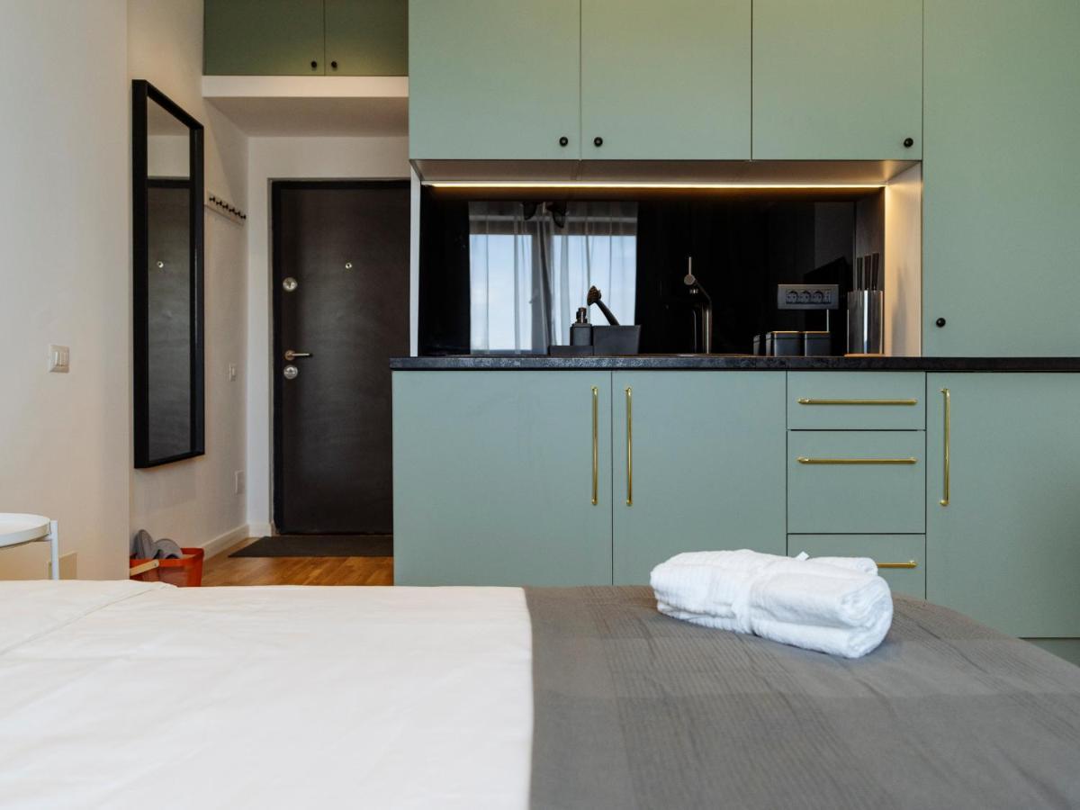 Beautiful Modern Studio - Cismigiu Park - Netflix Bukares Bagian luar foto