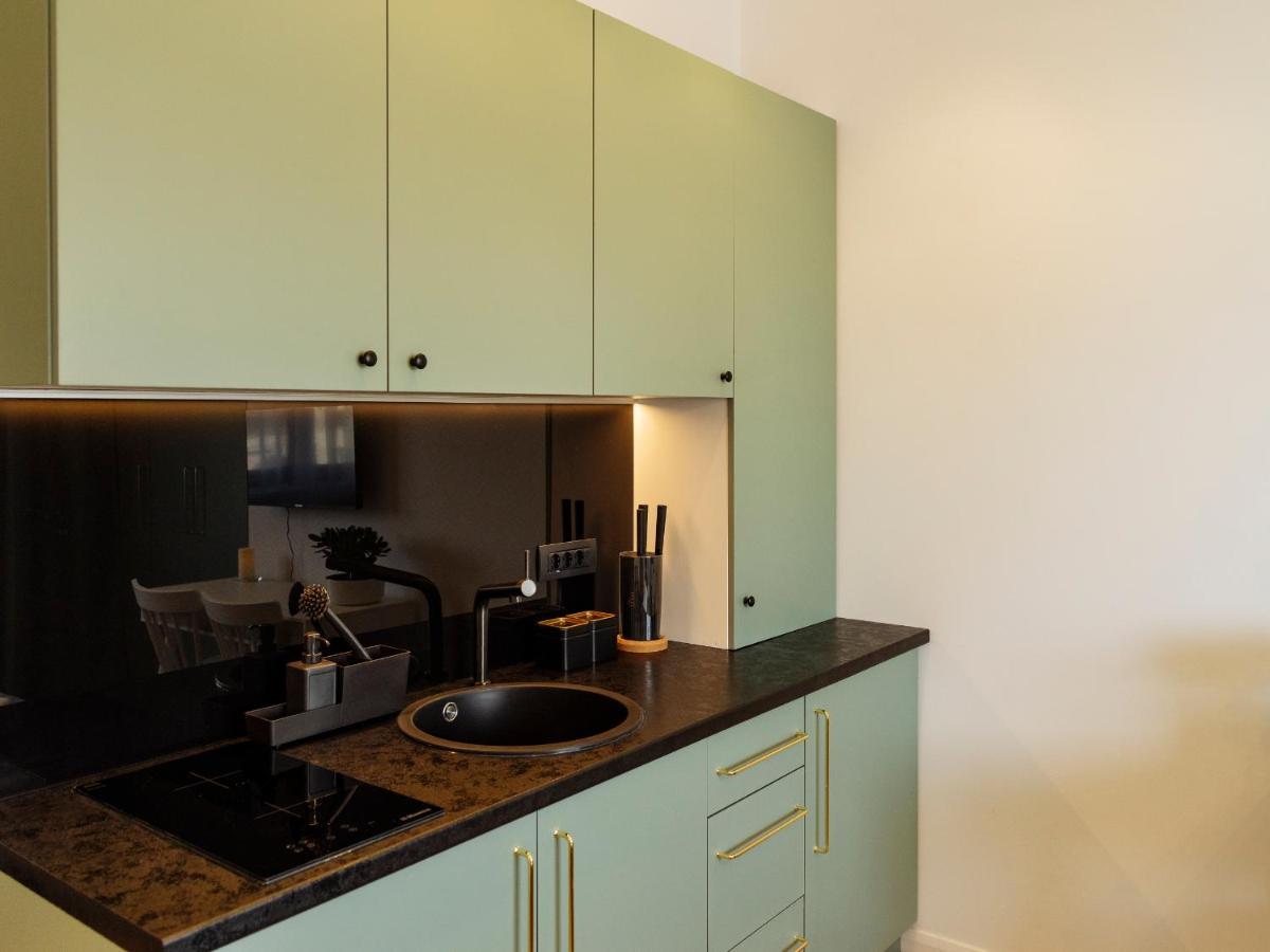 Beautiful Modern Studio - Cismigiu Park - Netflix Bukares Bagian luar foto