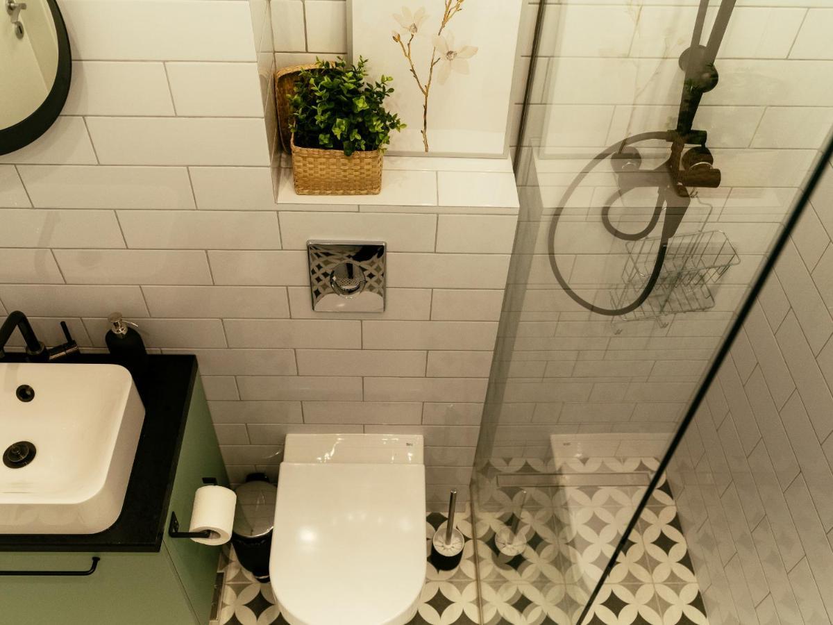 Beautiful Modern Studio - Cismigiu Park - Netflix Bukares Bagian luar foto